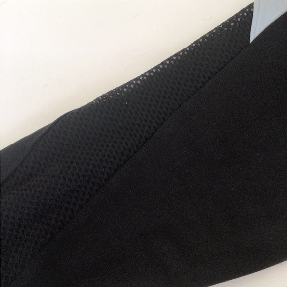 PINK VICTORIAS SECRET ULTIMATE LEGGINGS SMALL - Picture 4 of 16